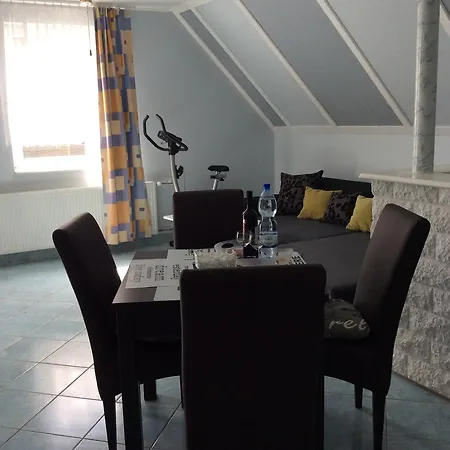 Apartment Gyongyi
