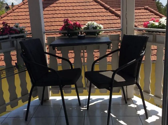 Gyongyi Apartment Hévíz